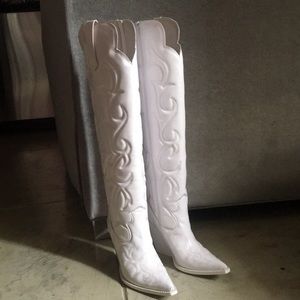 Jeffrey Campbell Amigos Western Boots (white)